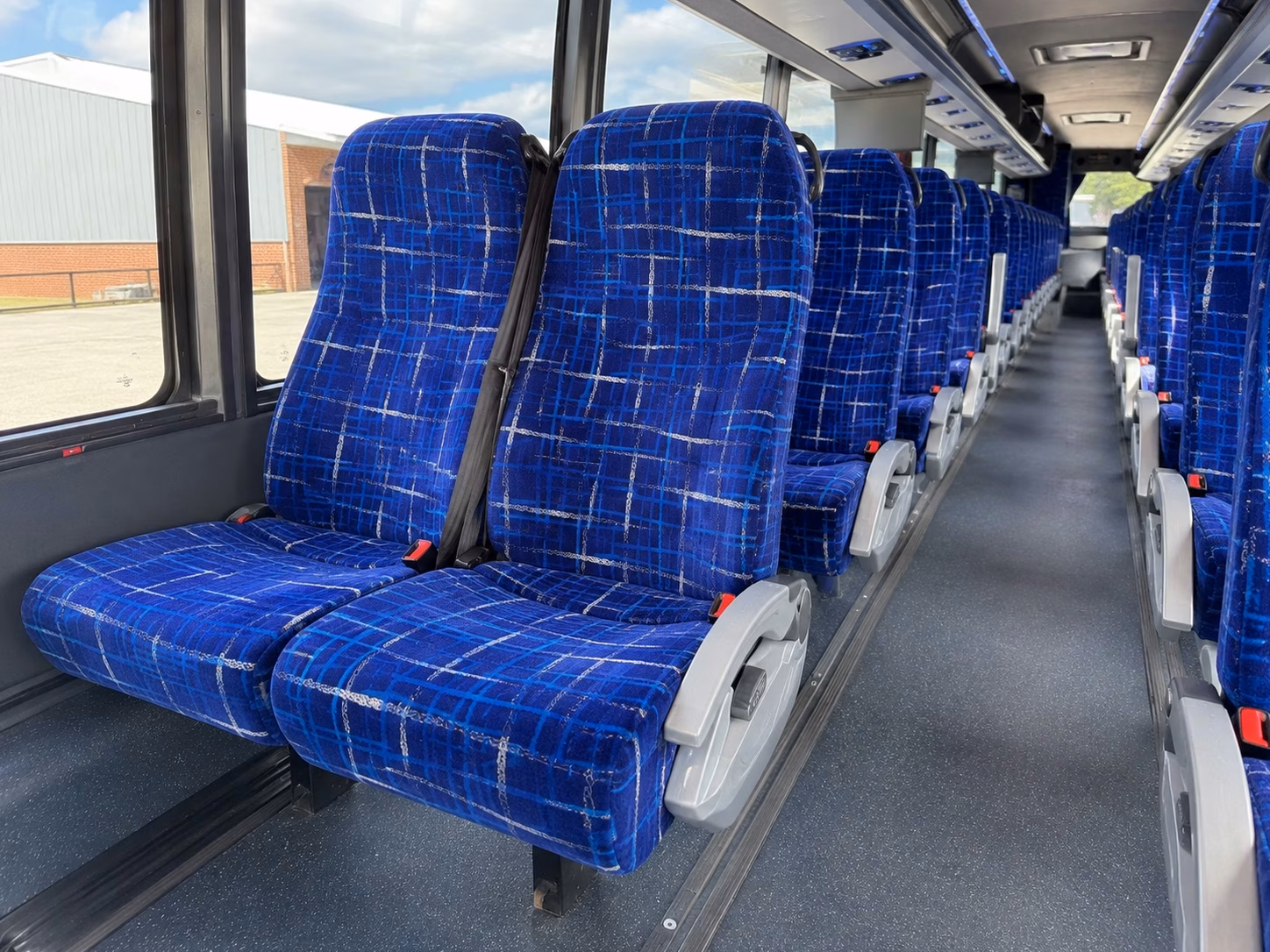 how bus type and size change charter bus prices in bloomington minnesota