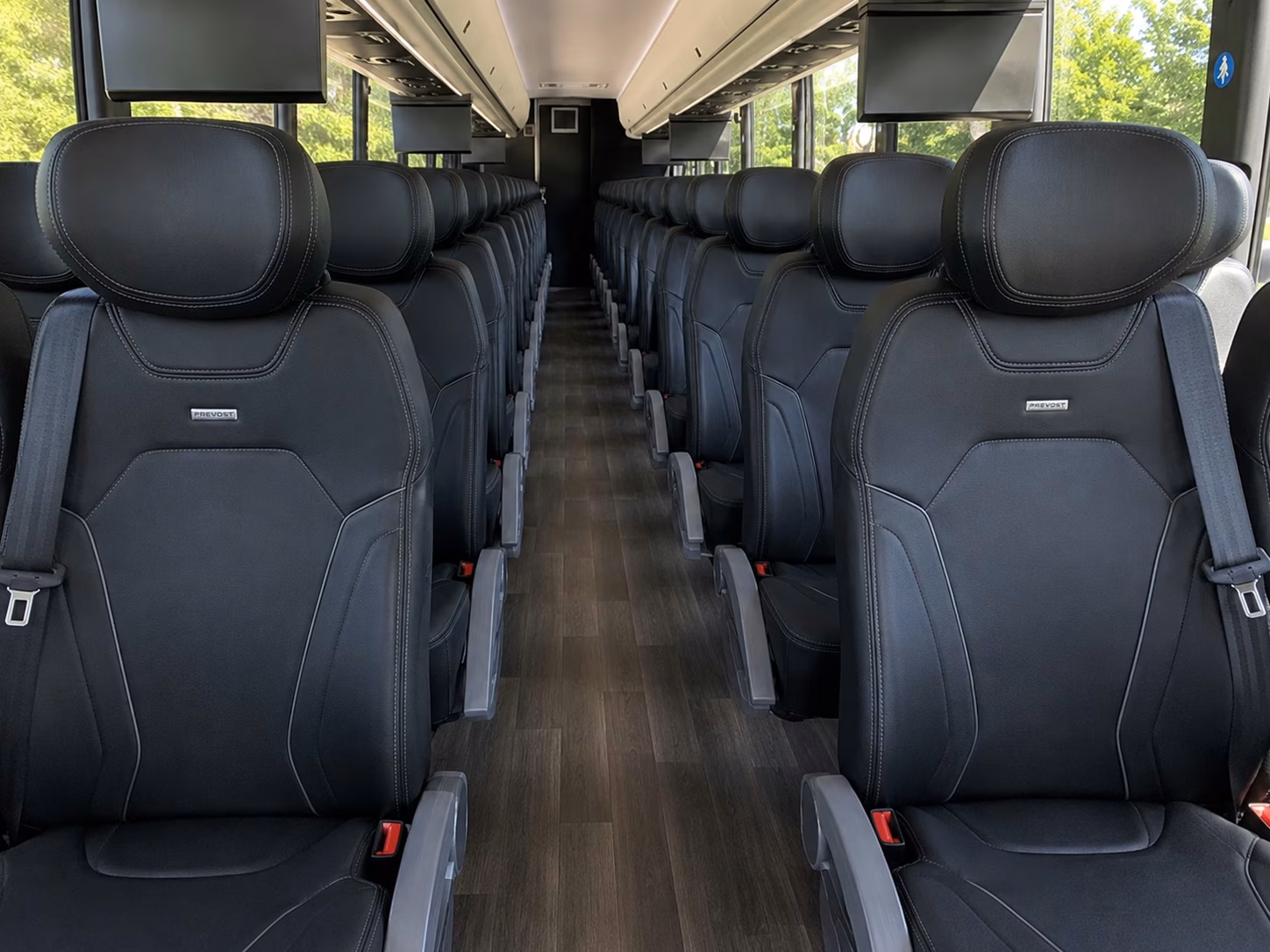 how where and when you re traveling affects your bloomington bus rental rate