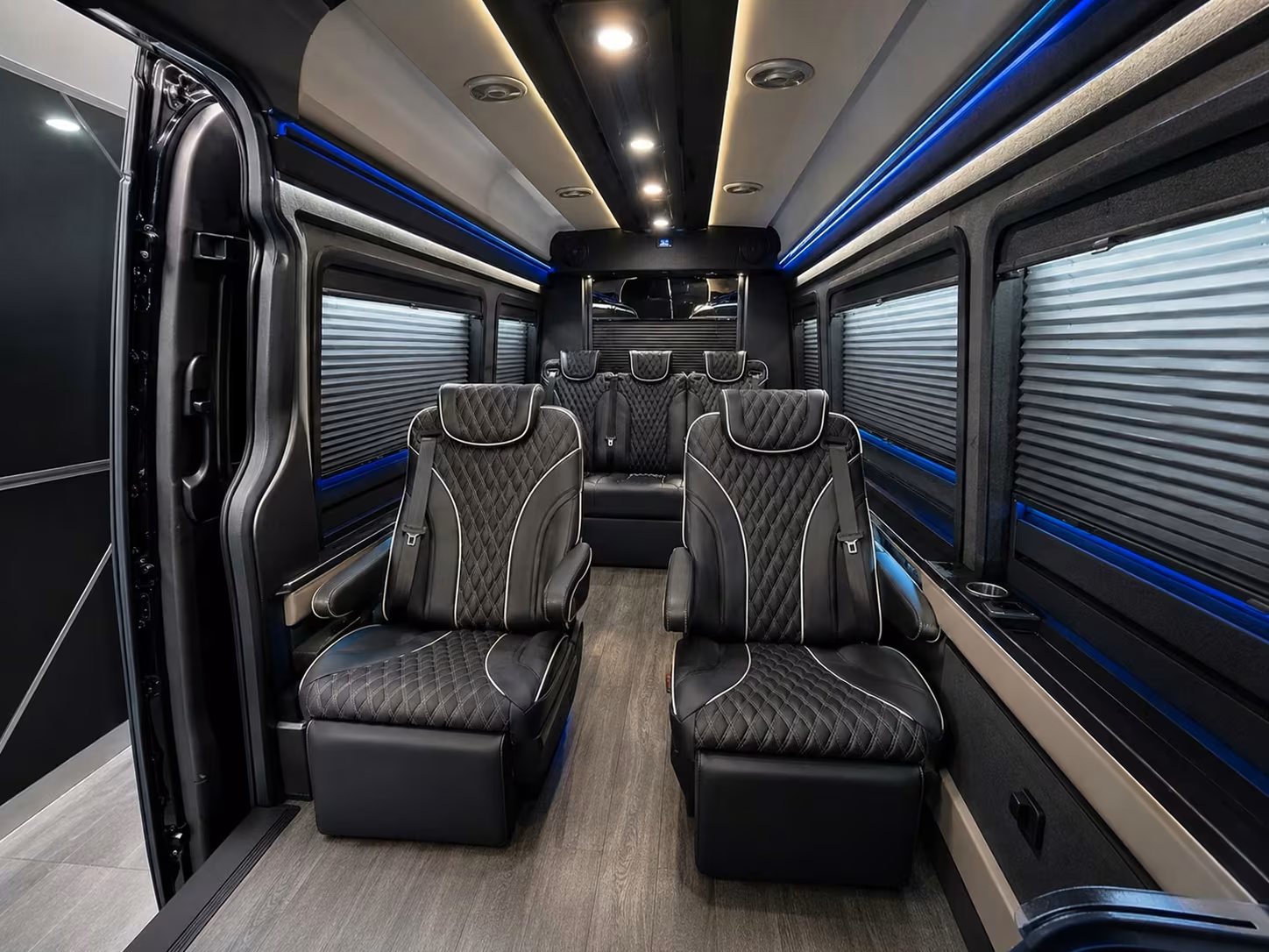 multi stop airport bus rentals across bloomington and the twin cities