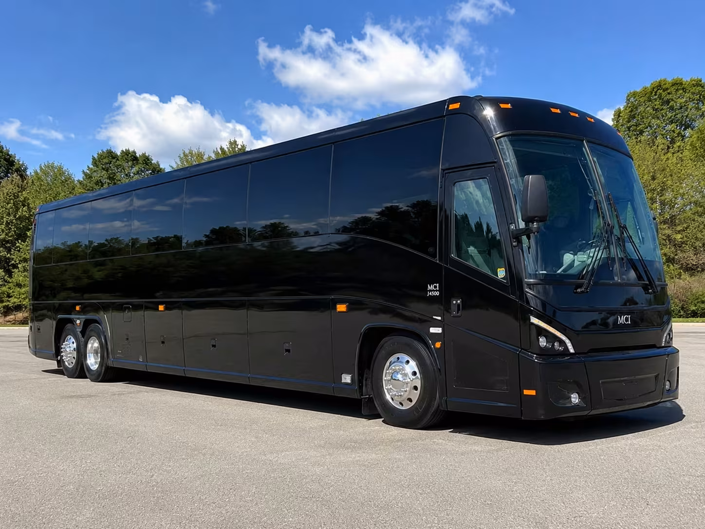 rehearsal dinner and ceremony charter buses in bloomington